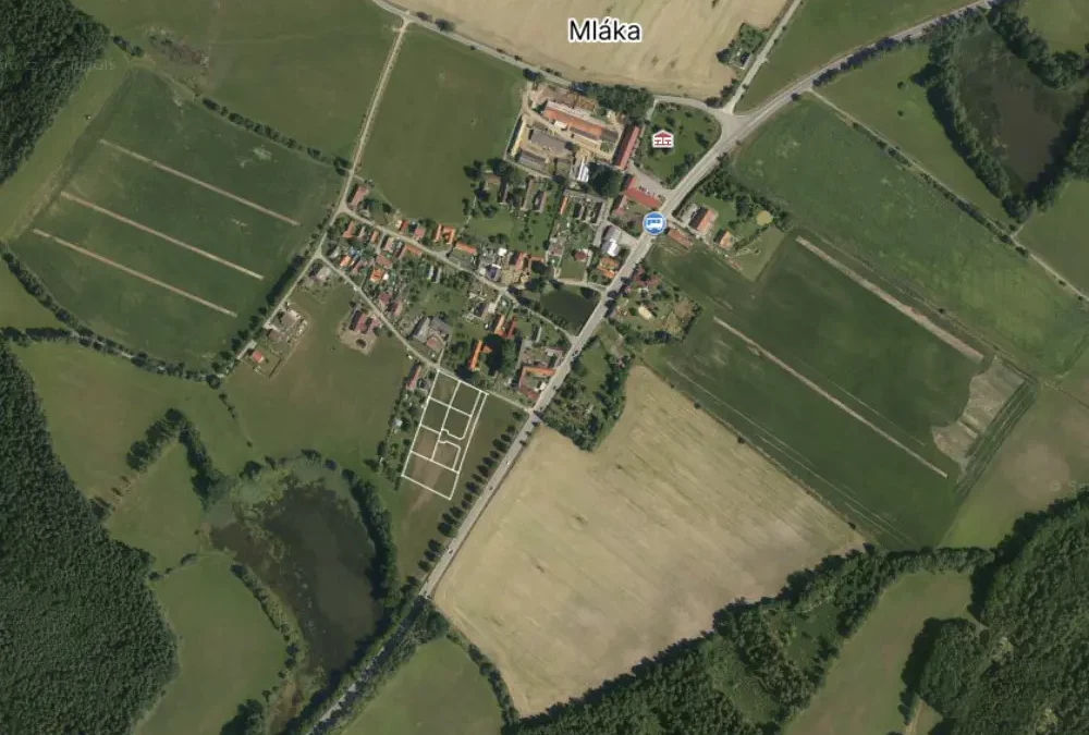 Pozemky Mláka